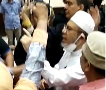 Divonis 3 Tahun Penjara, UStadz Farid Okbah: Semua Sudah Tertulis 50.000 Tahun Lalu